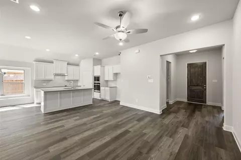 409 Elyse Rd, Keene, TX 76059 photo 19