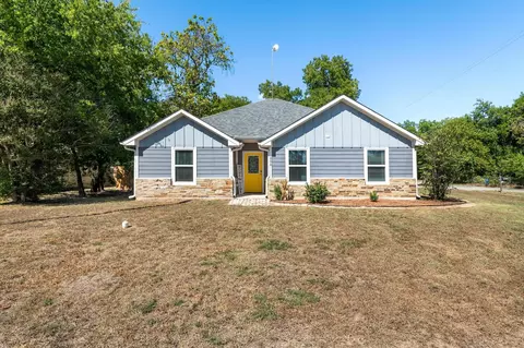 205 E 4th St, Dodd City, TX 75438