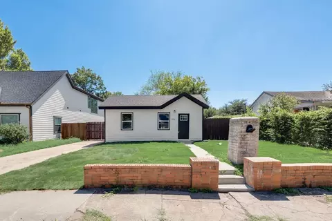2826 Sharon St, Dallas, TX 75211