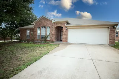 6201 Brooklynn Dr, Fort Worth, TX 76179