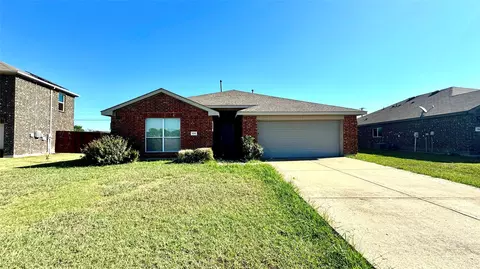 106 Brushy Creek Ln, Terrell, TX 75160