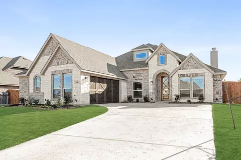 264 Resting Place Rd, Waxahachie, TX 75165