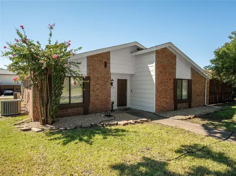 2716 Countess Dr, Plano, TX 75074