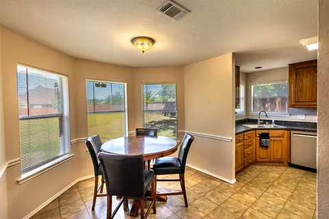 721 Arledge St, Azle, TX 76020 photo 6