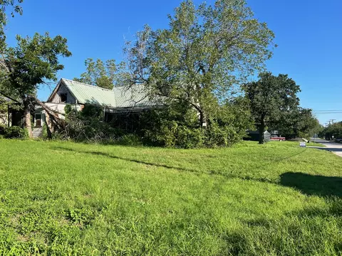 308 E Duncan Ave, Comanche, TX 76442 photo 22