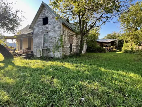 308 E Duncan Ave, Comanche, TX 76442 photo 3