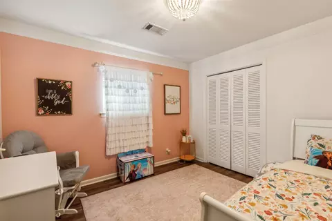 604 Clebud Dr, Euless, TX 76040 photo 21