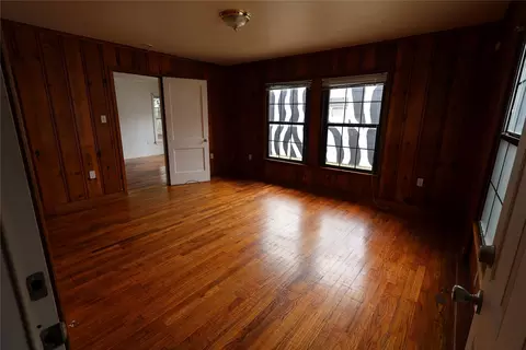 107 Fry St, Denton, TX 76201