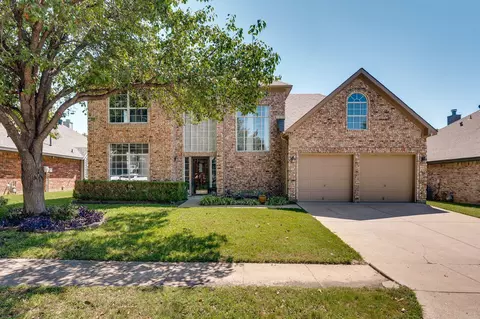 6844 Hickory Hollow Ln, North Richland Hills, TX 76182