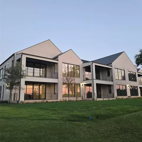 360 N O Connor Ridge Blvd #13, Irving, TX 75038