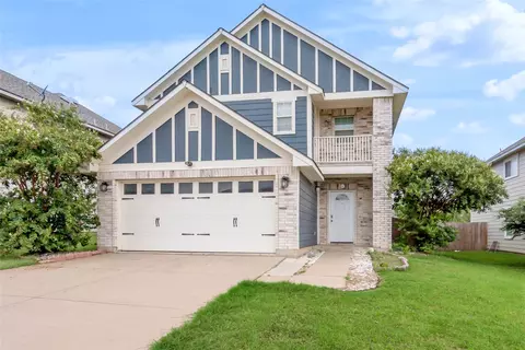 205 Wolf Mountain Ln, Fort Worth, TX 76140
