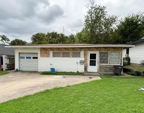 4501 Wellesley Ave, Fort Worth, TX 76107