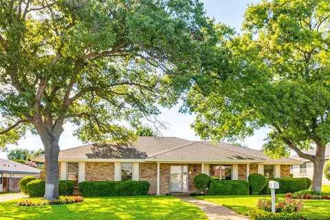 6704 Welch Ave, Fort Worth, TX 76133