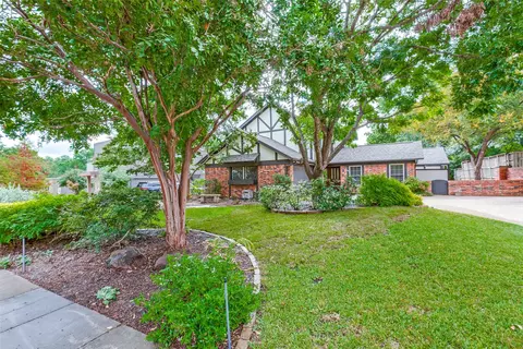 439 Valley Glen Dr, Richardson, TX 75080