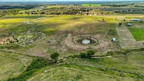 2527 Bounty Rd, Mineral Wells, TX 76067 photo 4