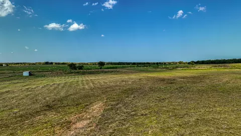 2527 Bounty Rd, Mineral Wells, TX 76067 photo 8