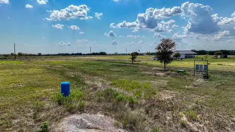 2527 Bounty Rd, Mineral Wells, TX 76067 photo 6