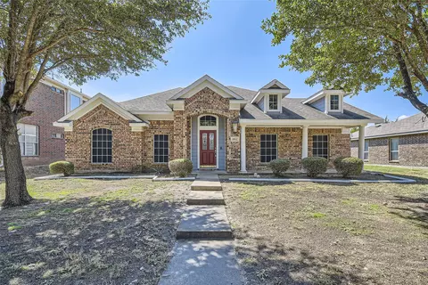 1812 Athena Dr, Lancaster, TX 75134