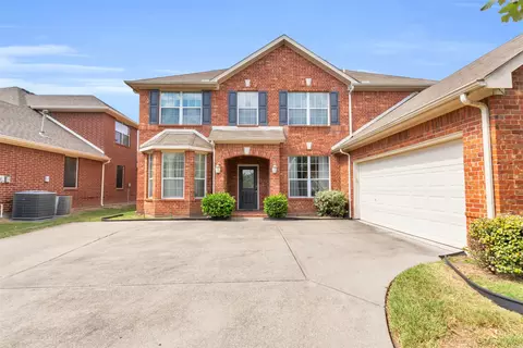 5403 Childress Dr, Grand Prairie, TX 75052