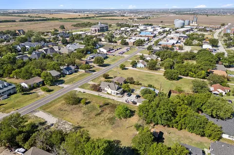 213 E Broadway St, Prosper, TX 75078 photo 2