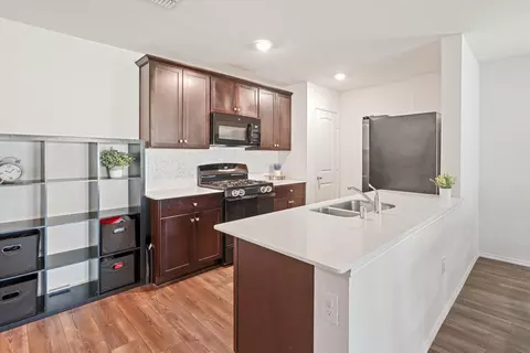 Kitchen - 14405 Cloudview Way, Haslet, TX 76052 photo 2 of 3