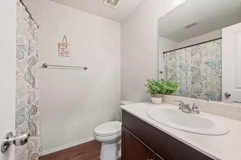 Bath - 14405 Cloudview Way, Haslet, TX 76052 photo 3 of 3