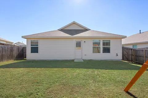 Exterior - 14405 Cloudview Way, Haslet, TX 76052 photo 9 of 10