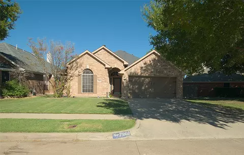 7960 Paloverde Dr, Fort Worth, TX 76137