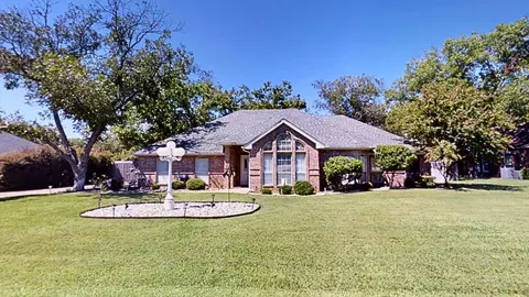 6219 Joseph Dr, Granbury, TX 76049