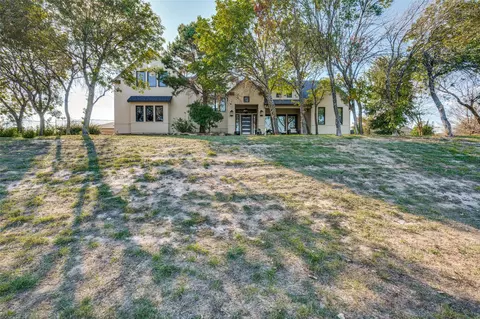 343 Silver Canyon Dr, Fort Worth, TX 76108