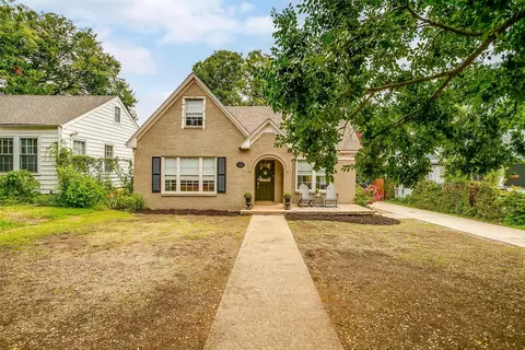 2336 W Rosedale St S, Fort Worth, TX 76110