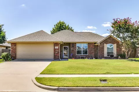 6218 Cynthia Dr, Midlothian, TX 76065