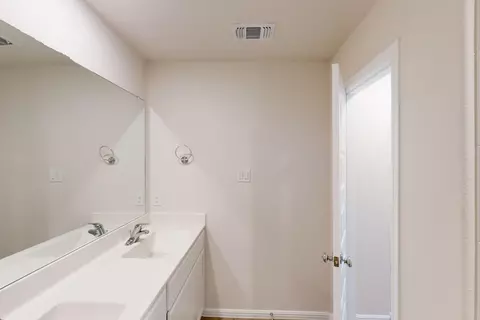 7404 S Oakleaf Trl, Argyle, TX 76226 photo 23