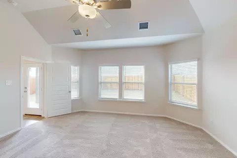 7404 S Oakleaf Trl, Argyle, TX 76226 photo 18