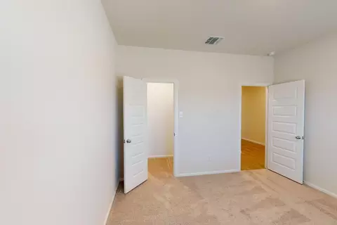 7404 S Oakleaf Trl, Argyle, TX 76226 photo 8