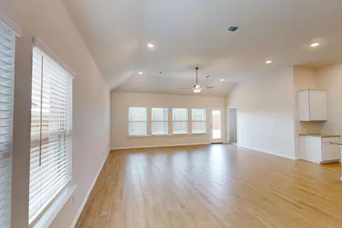 7404 S Oakleaf Trl, Argyle, TX 76226 photo 16