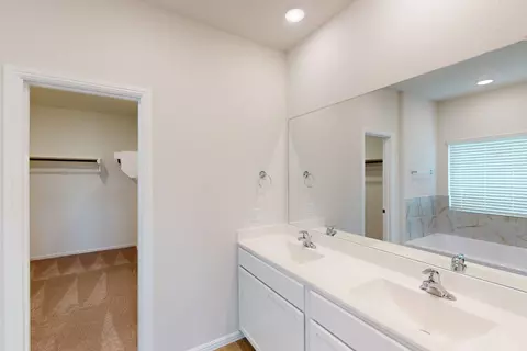 7404 S Oakleaf Trl, Argyle, TX 76226 photo 20