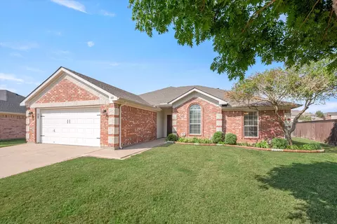 603 Manchester Dr, Mansfield, TX 76063