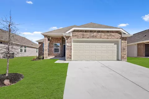 9940 Dynamics Dr, Fort Worth, TX 76131