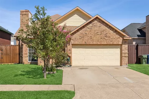 2426 Shalimar Dr, Garland, TX 75040