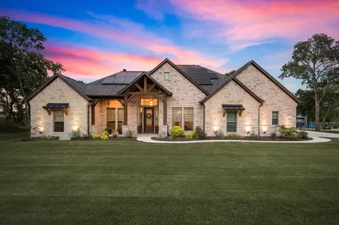 160 Clayton Xing, Springtown, TX 76082