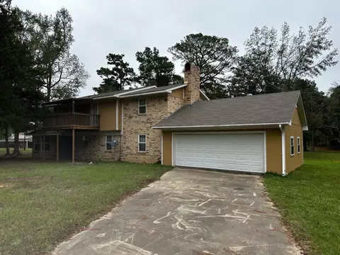 705 Silver Spur Ln, Grand Cane, LA 71032