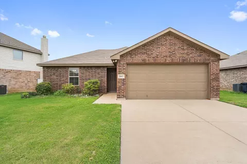 2441 Galemeadow Dr, Fort Worth, TX 76123