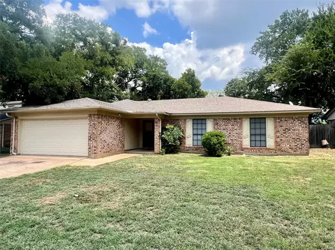 2715 Sibley Dr, Arlington, TX 76015