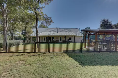 1366 Spring Valley Trl, Whitney, TX 76692