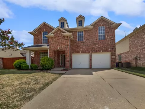 9709 Honeysuckle Dr, Frisco, TX 75035