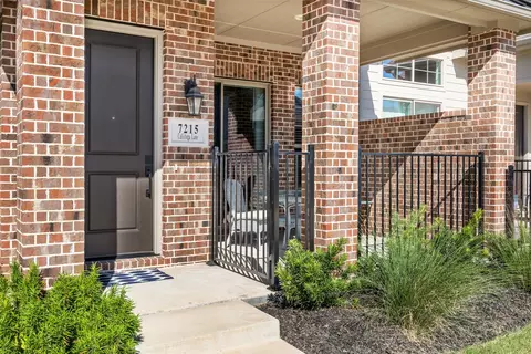 7215 Calistoga Ln, Grand Prairie, TX 75054
