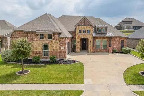 1221 Teton Dr, Burleson, TX 76028
