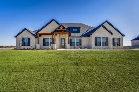 6240 Cedar Elm Rd, Midlothian, TX 76065
