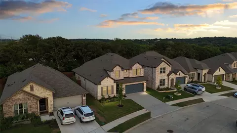 1509 Woodford Pl, Fort Worth, TX 76120